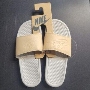 Nike Benassi JDI Slides Womens 8 Guava Ice Sail Athletic Sandals AO4642-200